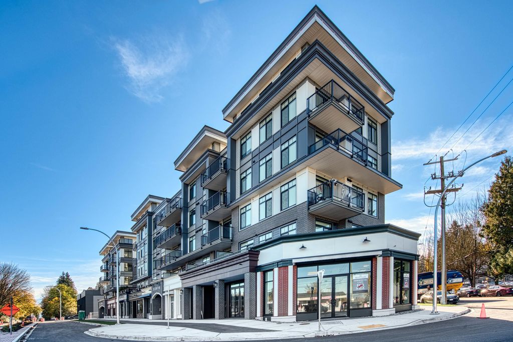 Photo of 33816 South Fraser Way #506, Abbotsford, BC V2S 0P2 (MLS # R3076294)