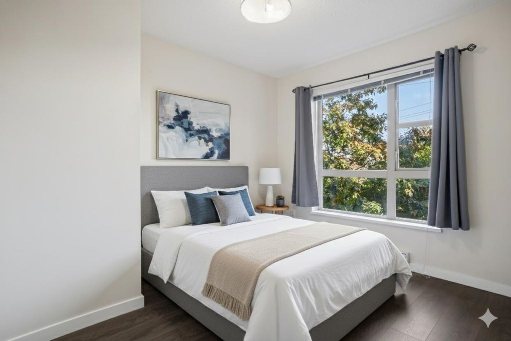 listing image 1104872301727230737