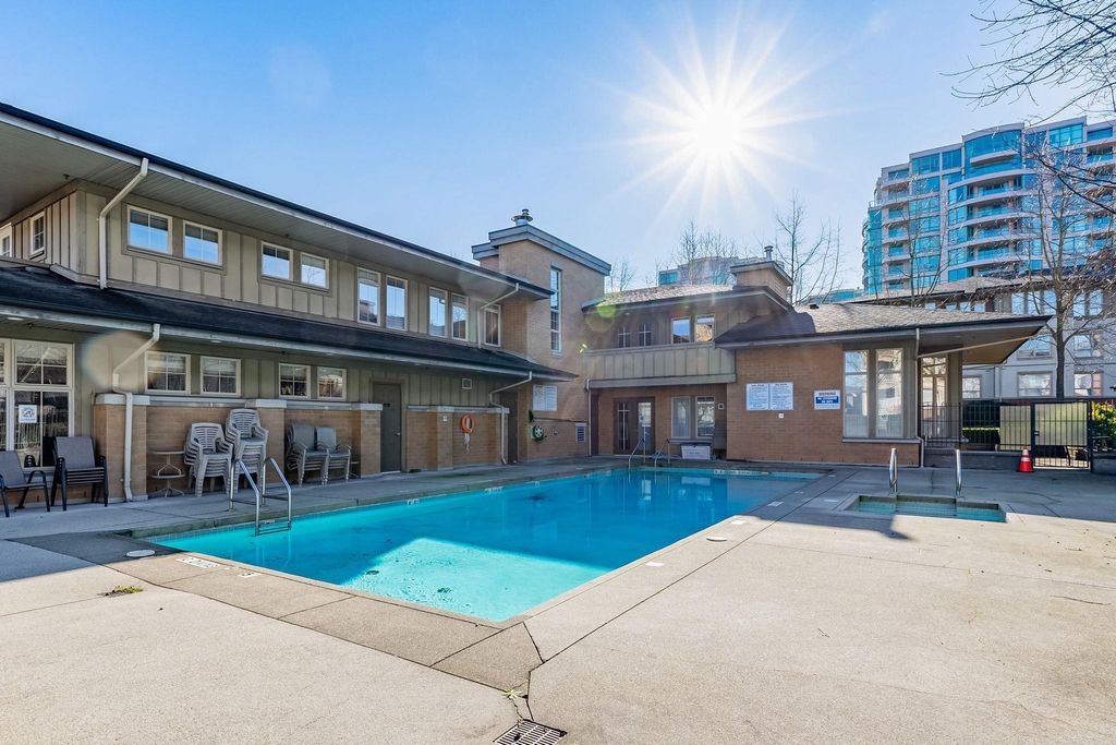 listing image 1101439169636349530