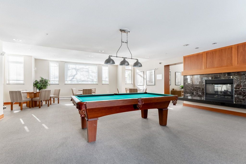 listing image 1101714938548495792