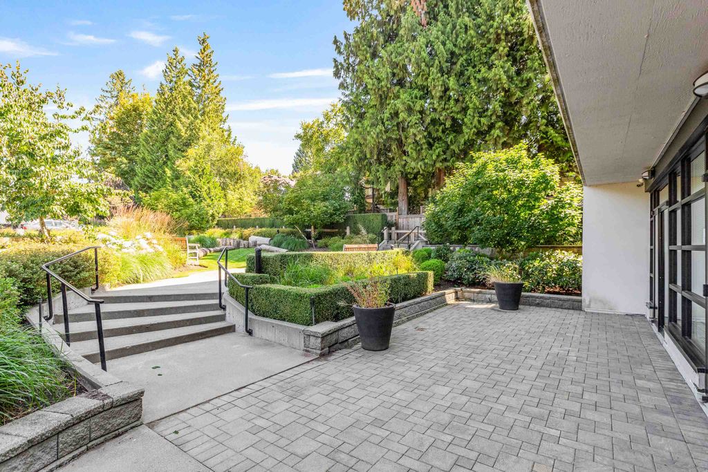 listing image 1108079544301007440