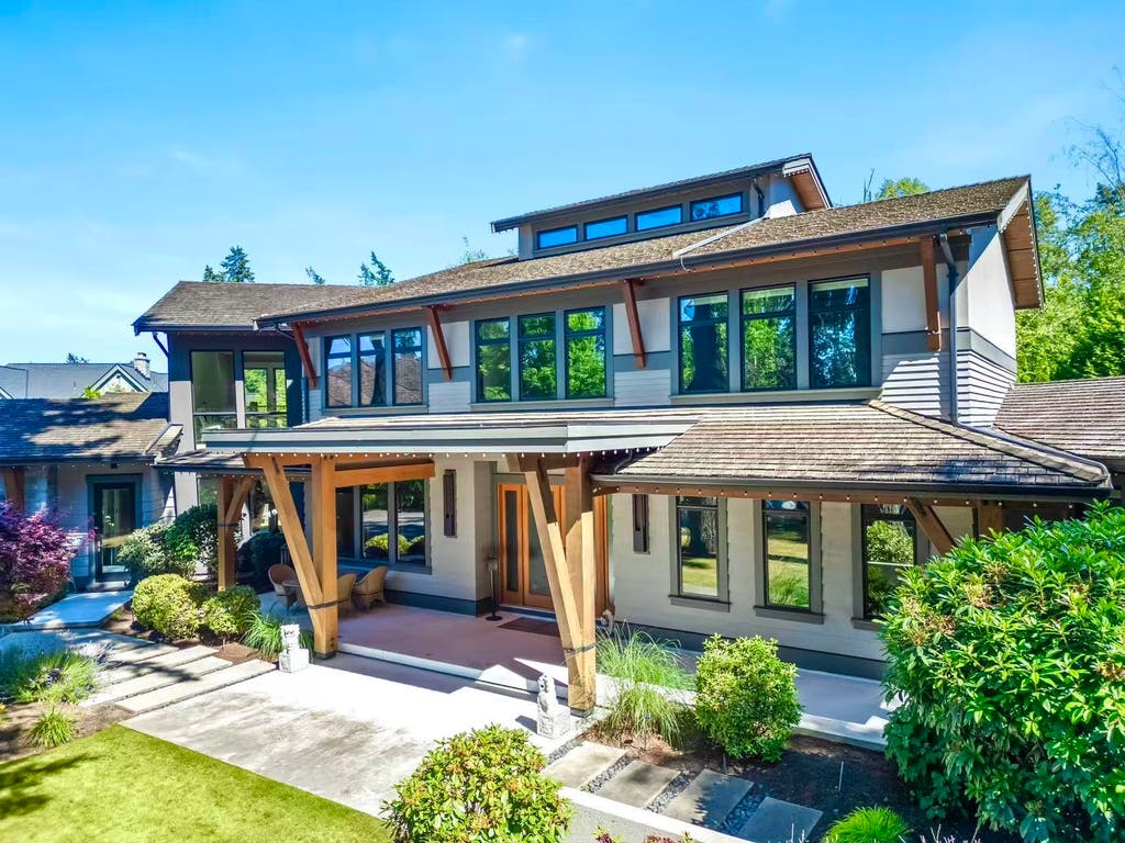 Photo of 2230 138 Street, Surrey, BC V4A 4G6 (MLS # R3157878)