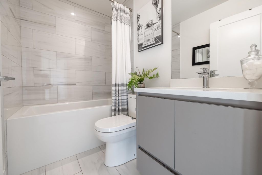 listing image 1107107273704626592