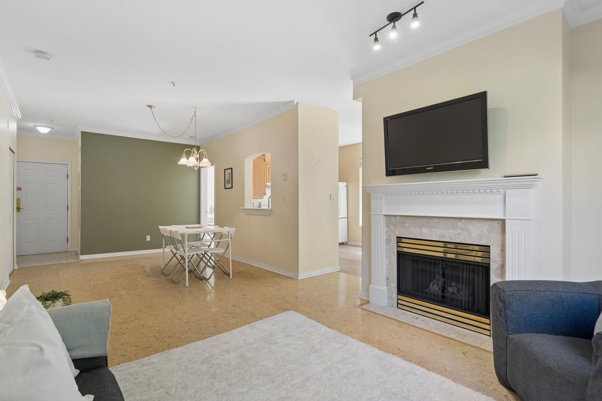 3098 Guildford Way 118