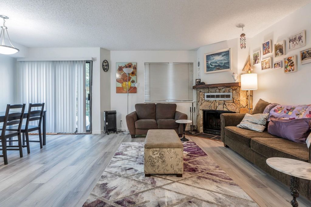 listing image 1100929471454573552