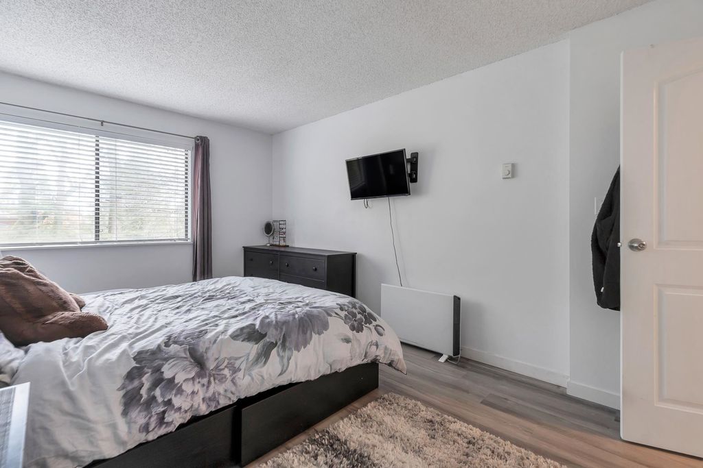 listing image 1105397277767220502