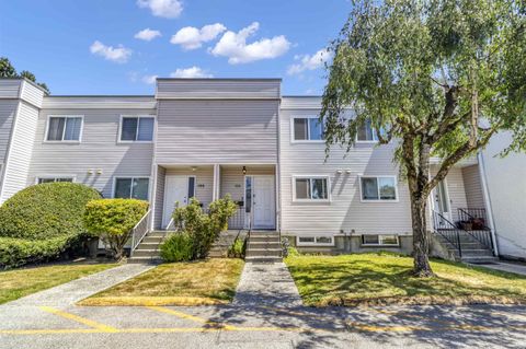 11901 89a Avenue 106 Delta BC V4C 3G8