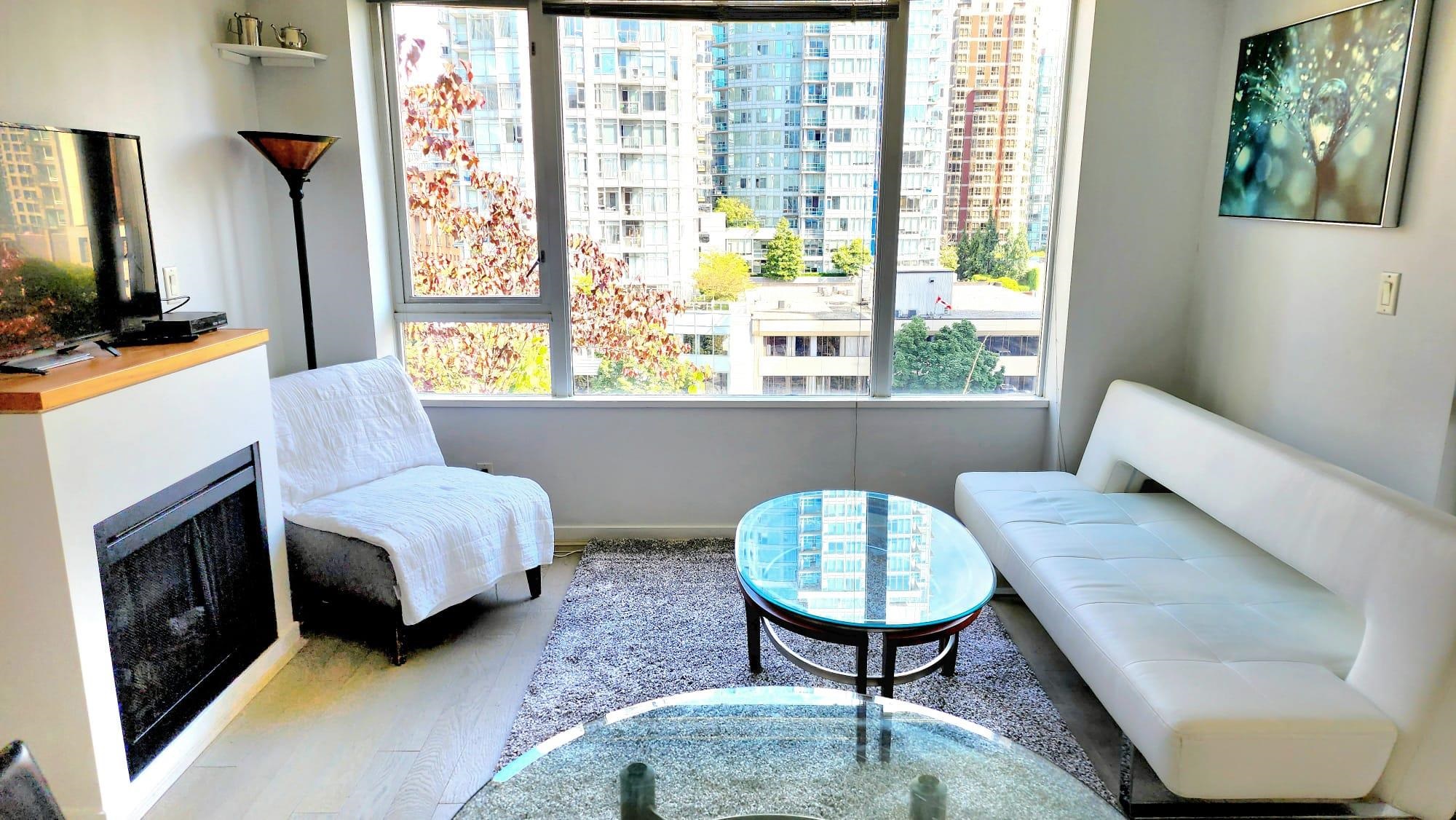 822 Seymour Street 609