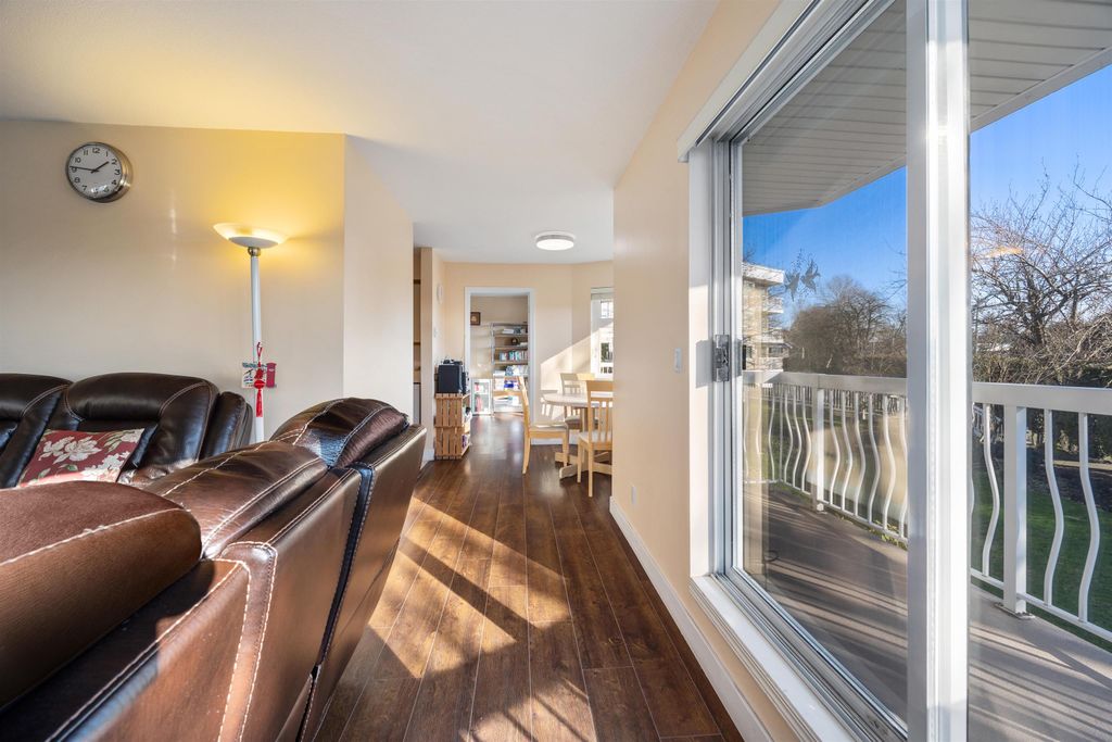 listing image 1103646438962001239