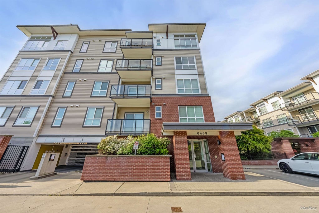 Photo of 6468 195a Street #202, Surrey, BC V4N 6R6 (MLS # R3131721)