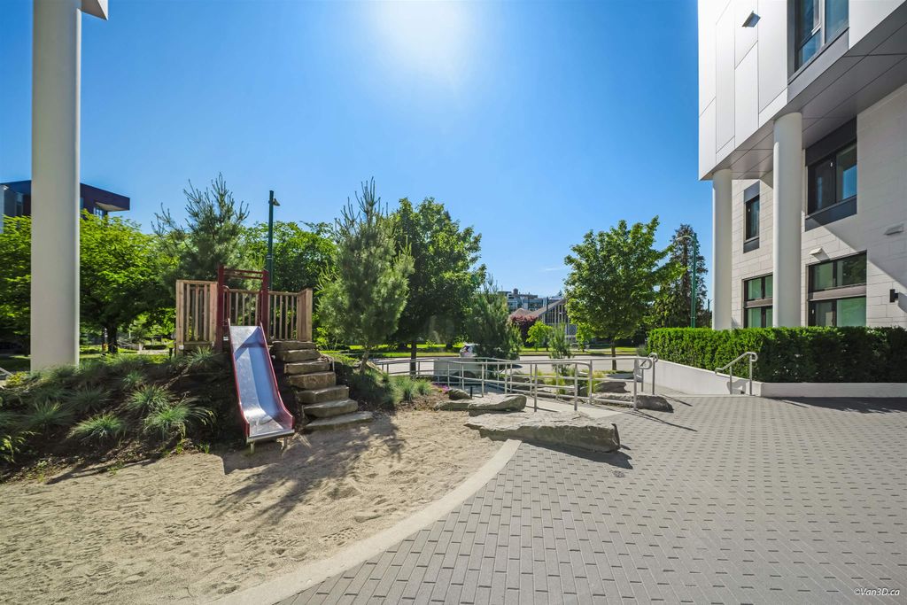 listing image 1109287685407341276