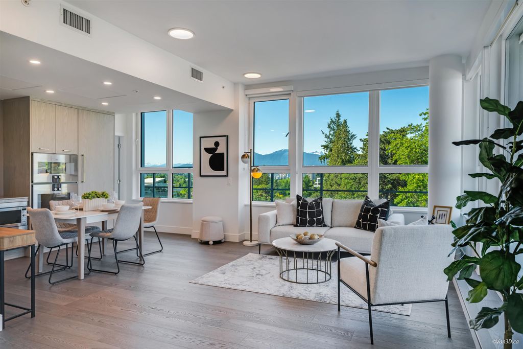 listing image 1109460111827837043