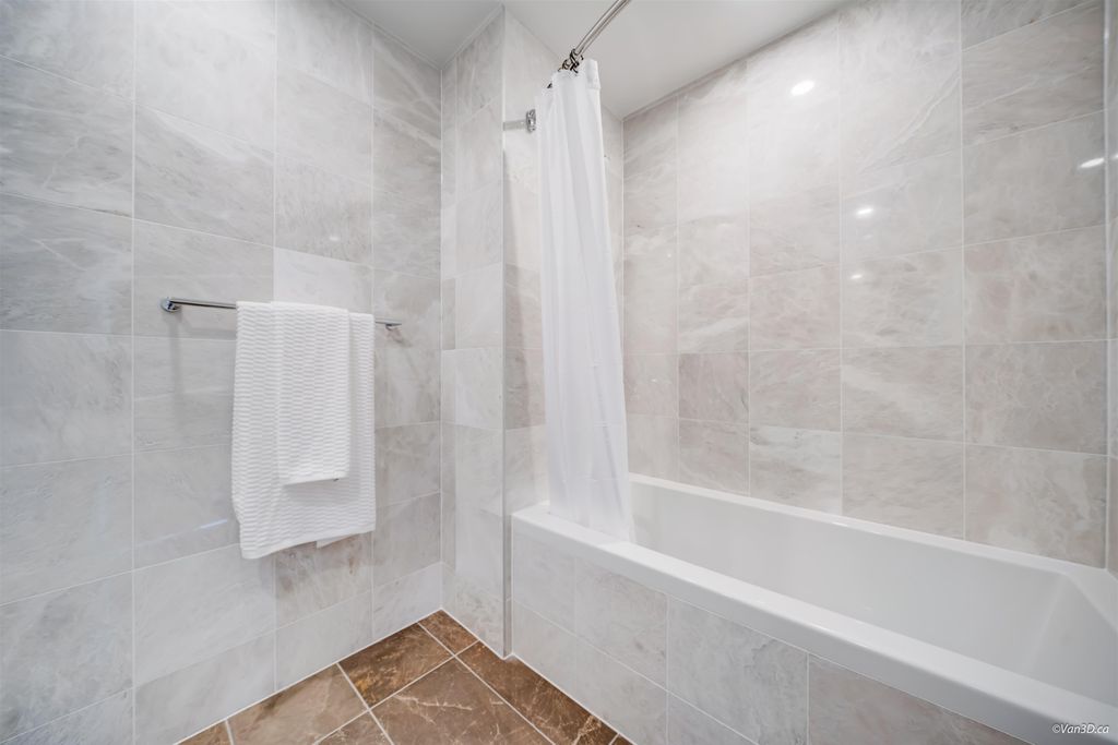 listing image 1109140609684340694