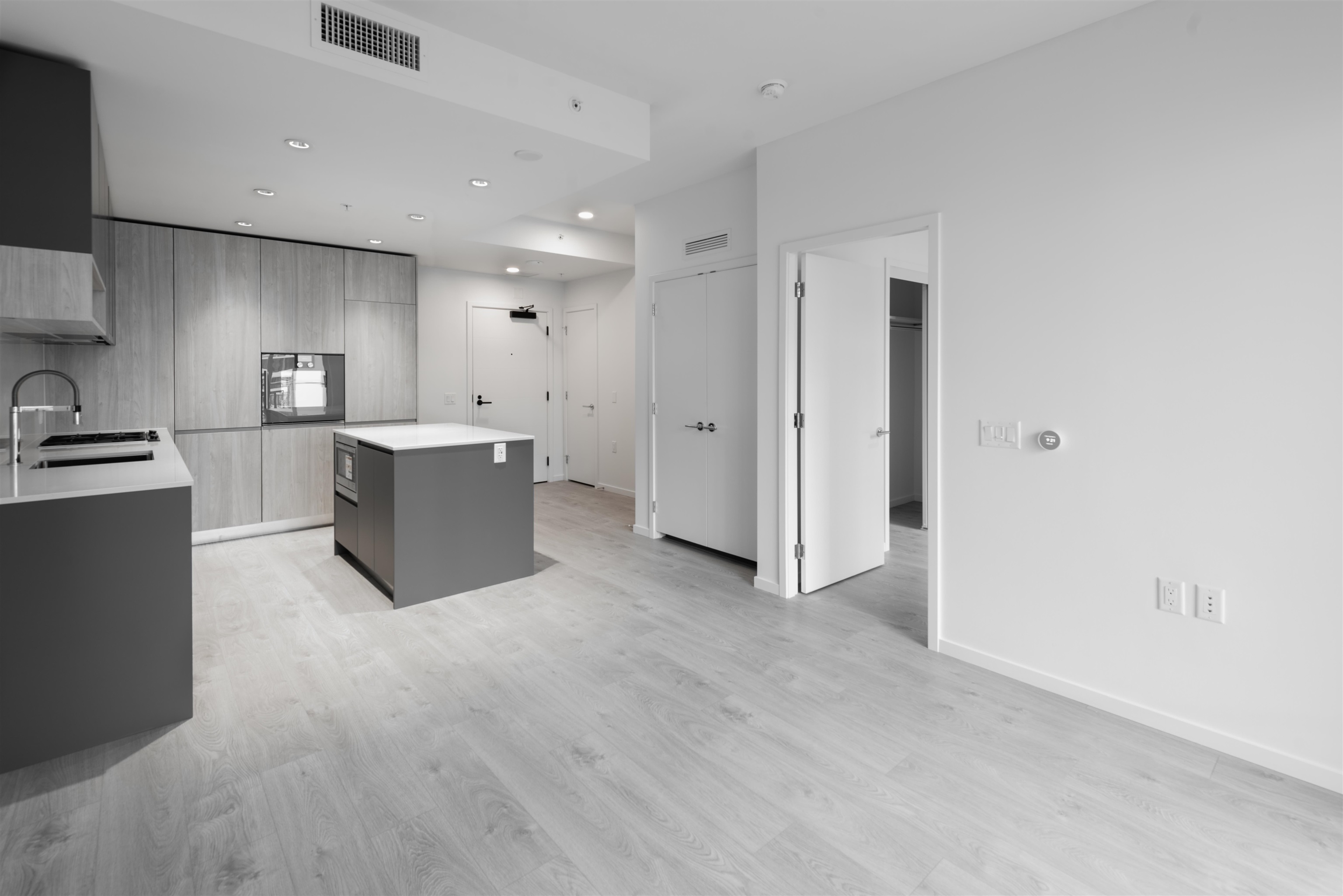 6600 Minoru Boulevard 566