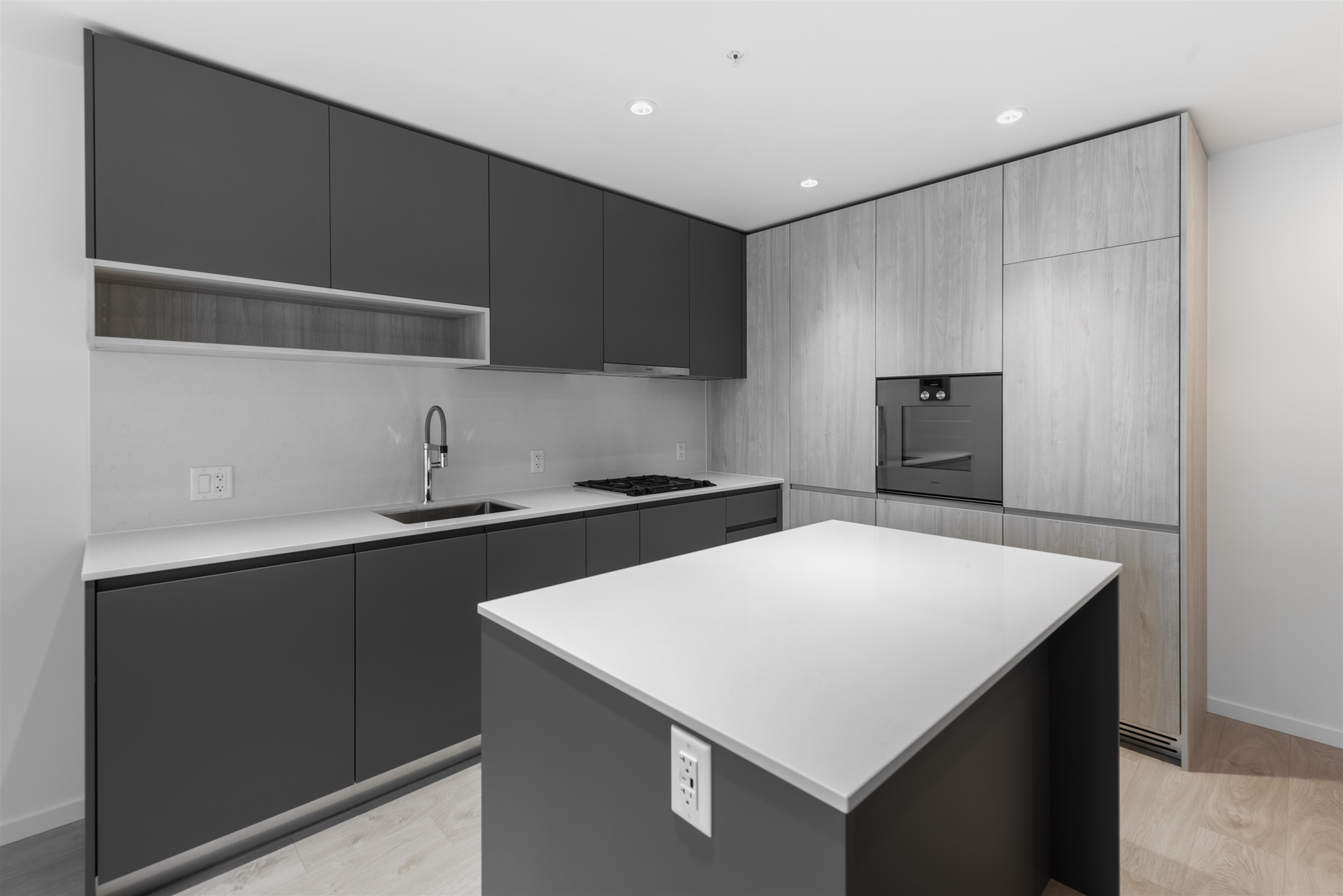 6600 Minoru Boulevard 566