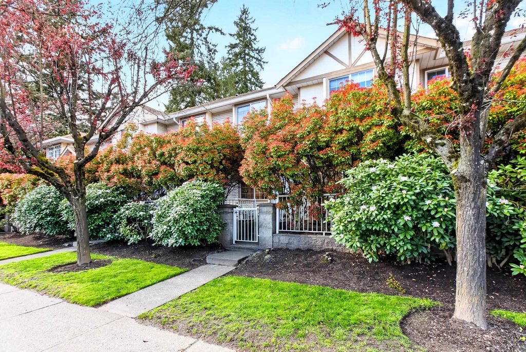 Photo of 21409 Dewdney Trunk Road #5, Maple Ridge, BC V2X 3G5 (MLS # R3112396)