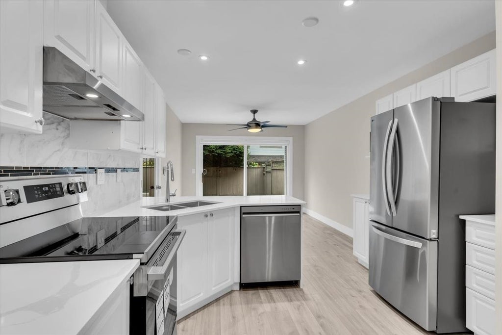 Photo of 12165 75 Avenue #42, Surrey, BC V3W 0W7 (MLS # R3146037)