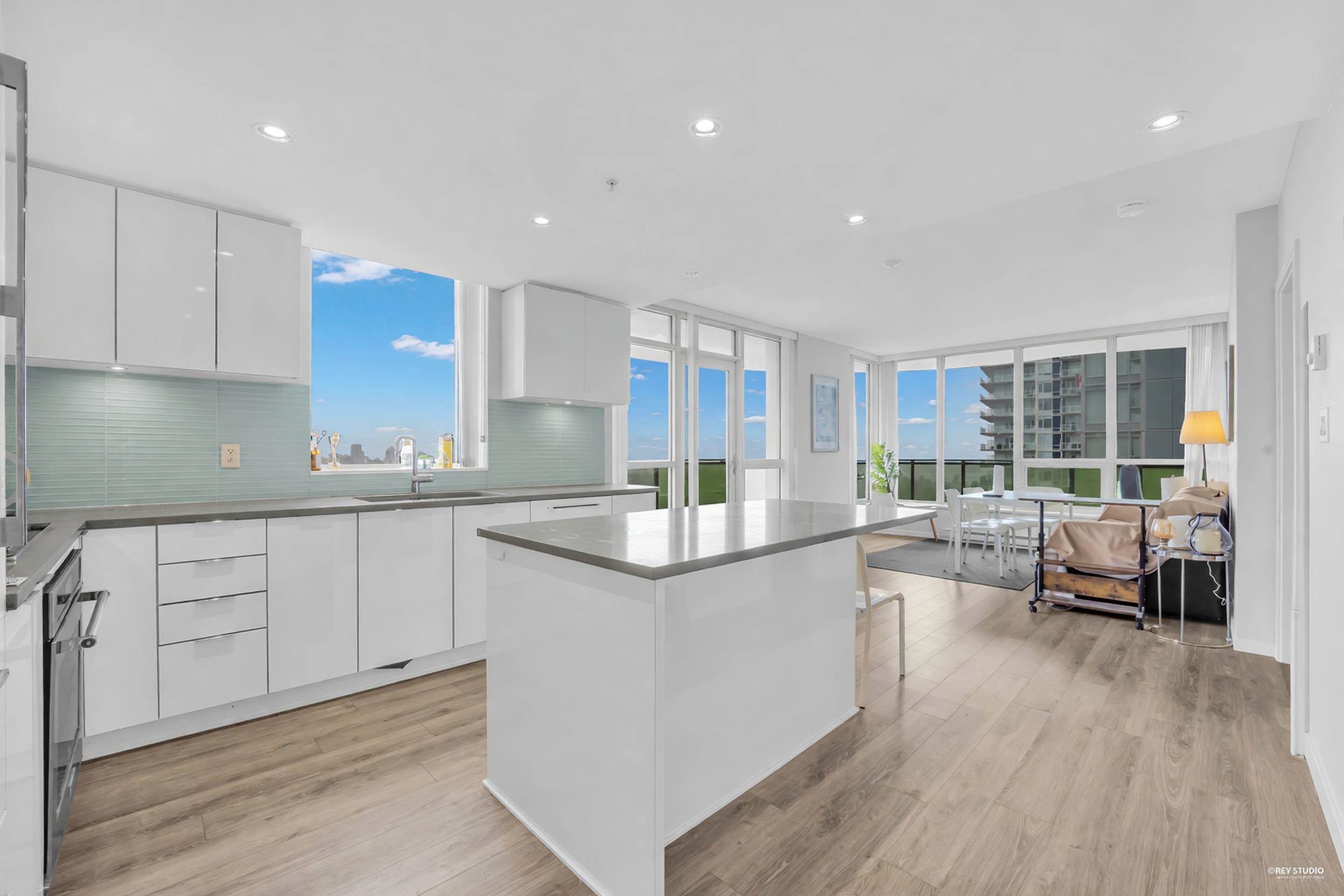 6638 Dunblane Avenue 1607