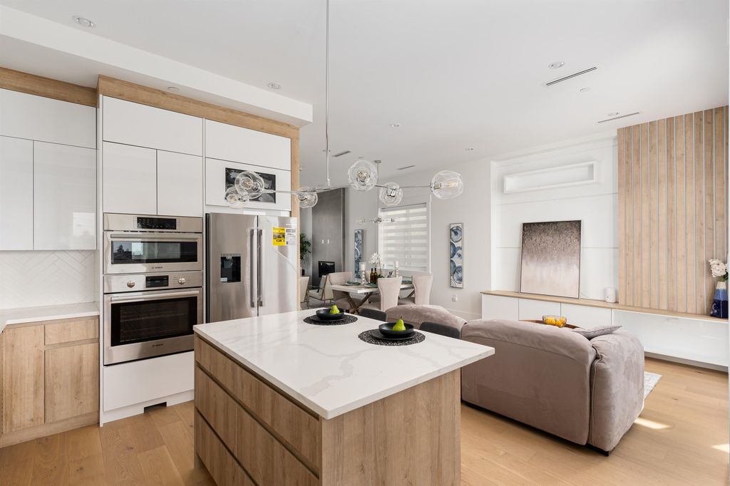 listing image 1102501137100519076