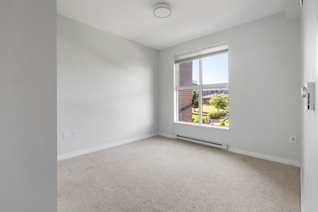 listing image 1109867527636461516