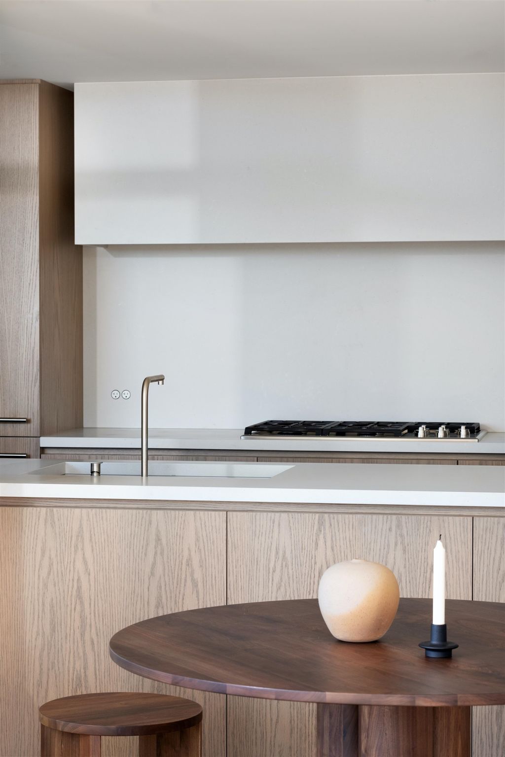 listing image 1104047260754171656