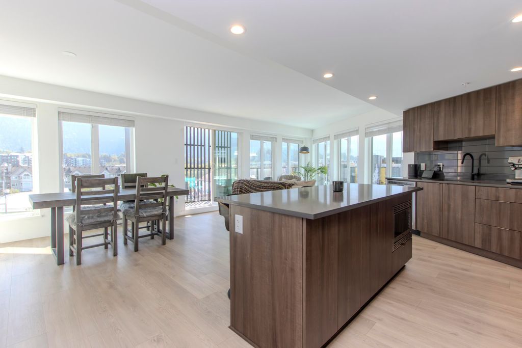 listing image 1108482356977251667
