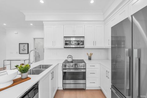 8233 Williams Road 107 Richmond BC V7A 1G4