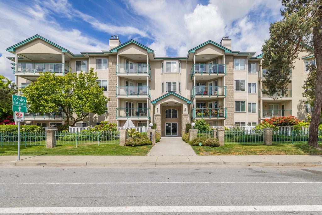 Photo of 20433 53 Avenue #104, Langley, BC V3A 7A6 (MLS # R3165537)