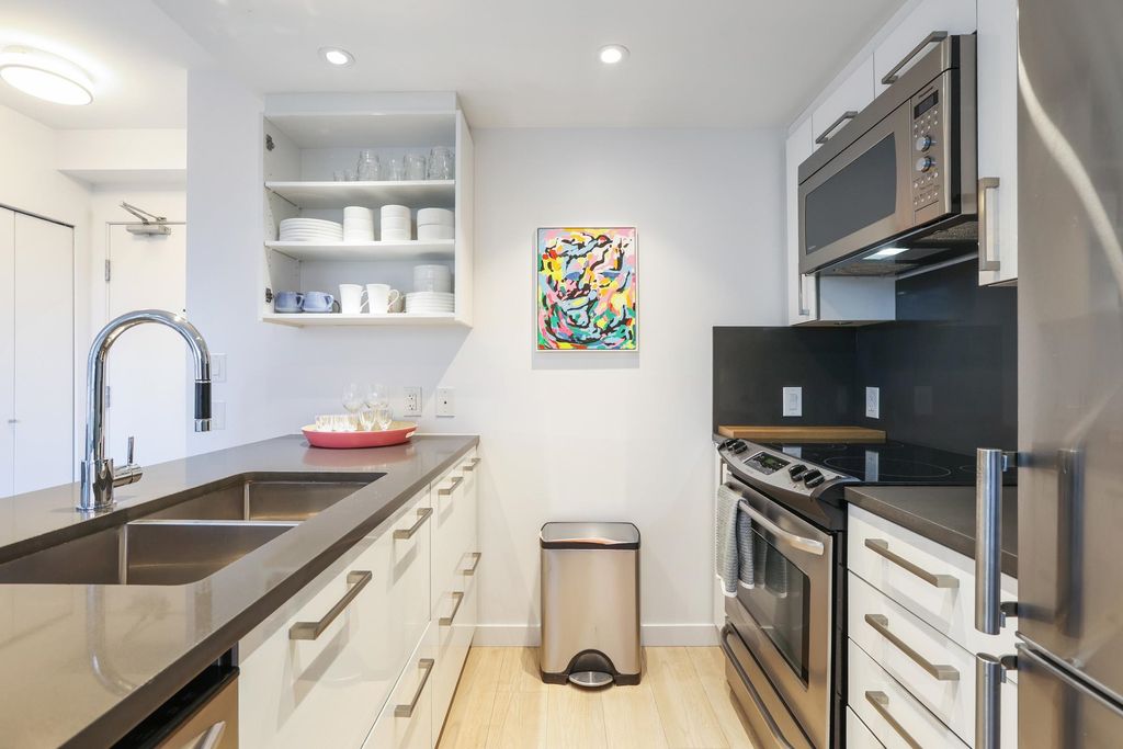 listing image 1101669662353887003