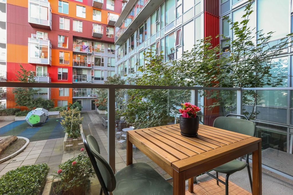 listing image 1101179846385547947