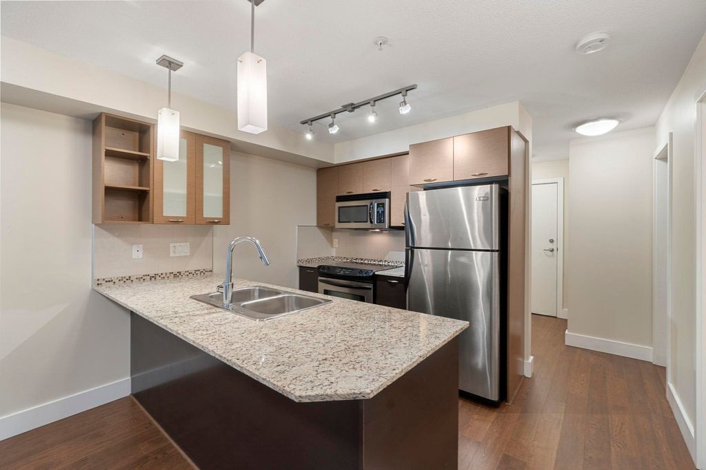 Photo of 2233 Mckenzie Road #118, Abbotsford, BC V2S 4A1 (MLS # R3114793)