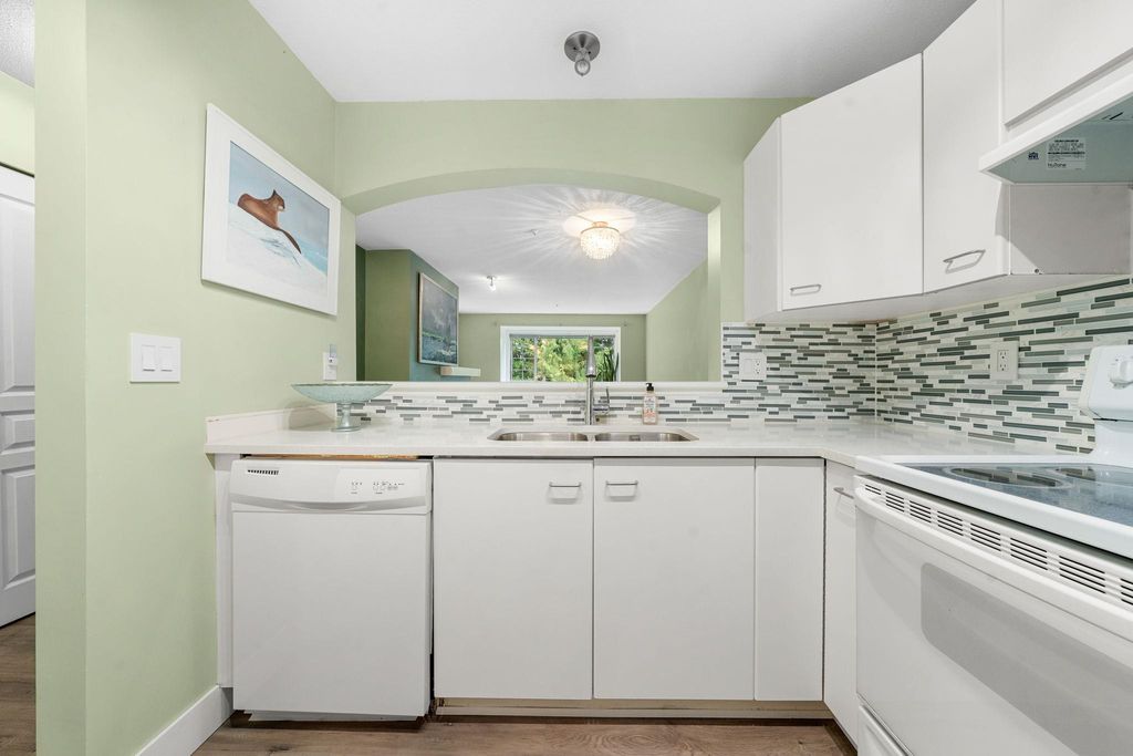 listing image 1101813306159181146