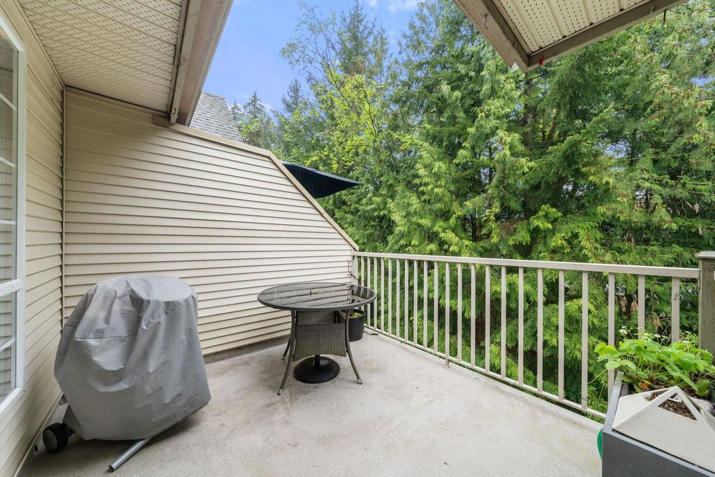 listing image 1104284670843892308