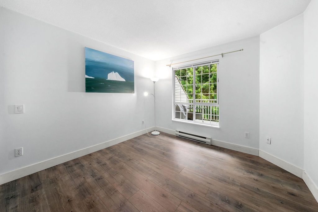 listing image 1104542980700908134