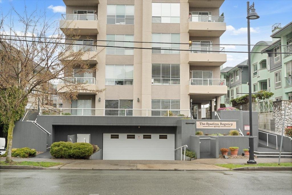 Photo of 45765 Spadina Avenue #303, Chilliwack, BC V2P 1T5 (MLS # R3097553)