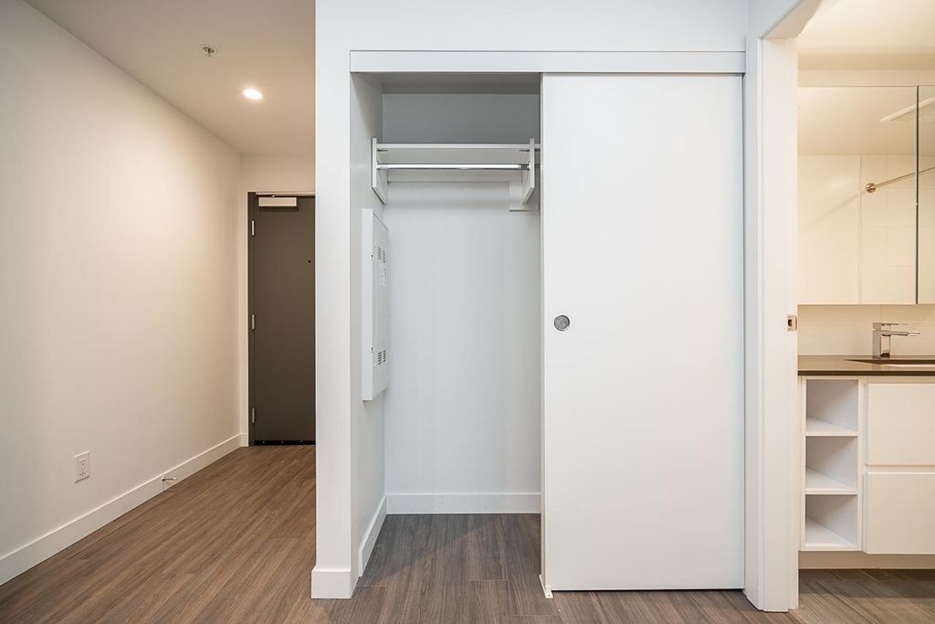 listing image 1108789420550533539