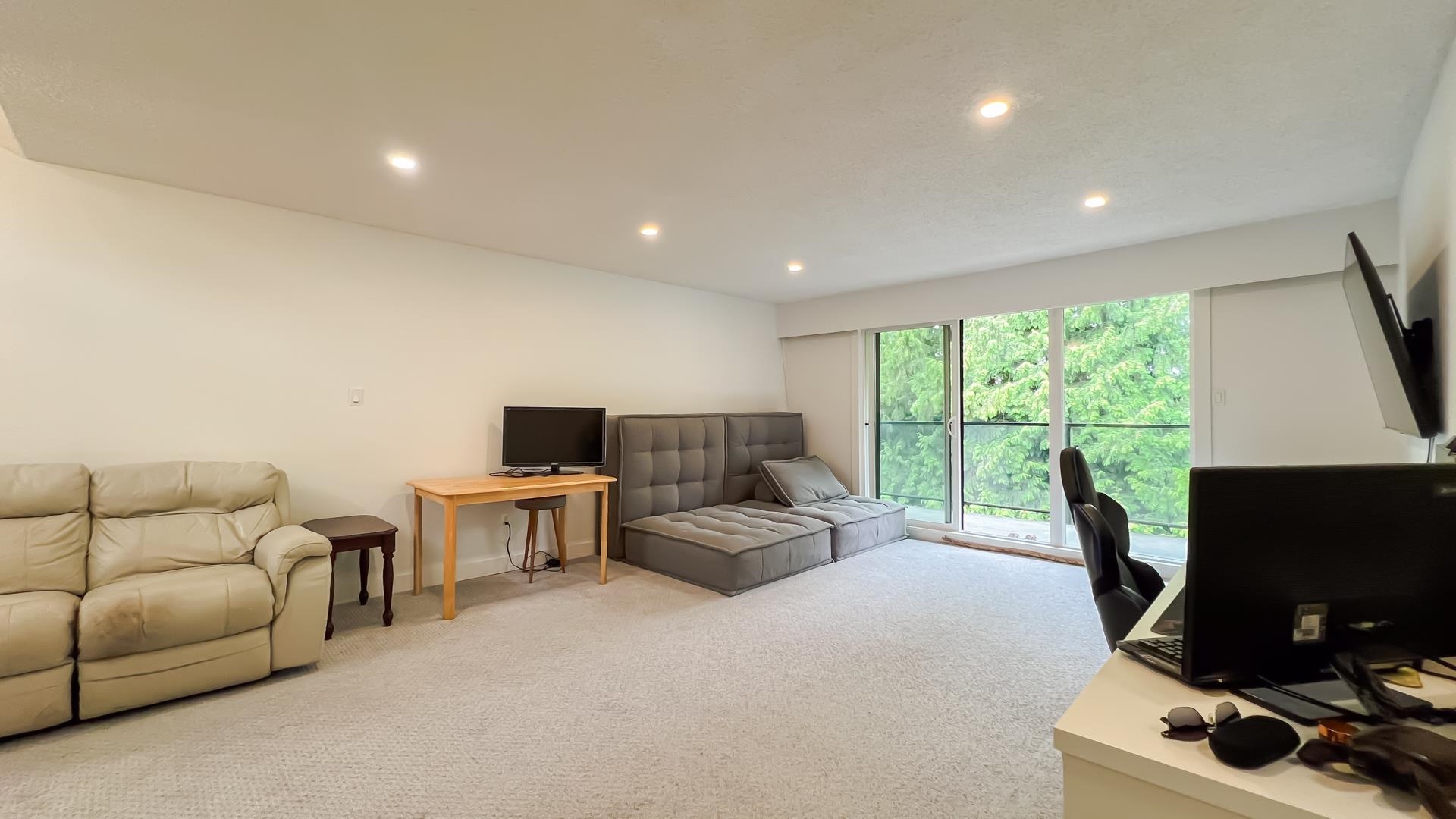 11240 Daniels Road 311