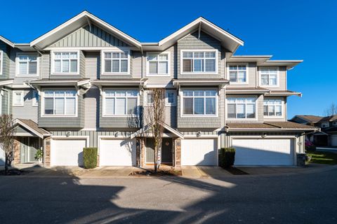 11282 Cottonwood Drive 17 Maple Ridge BC V2X 8W7