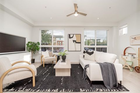 20057 82 Avenue 9 Langley BC V2Y 3S4
