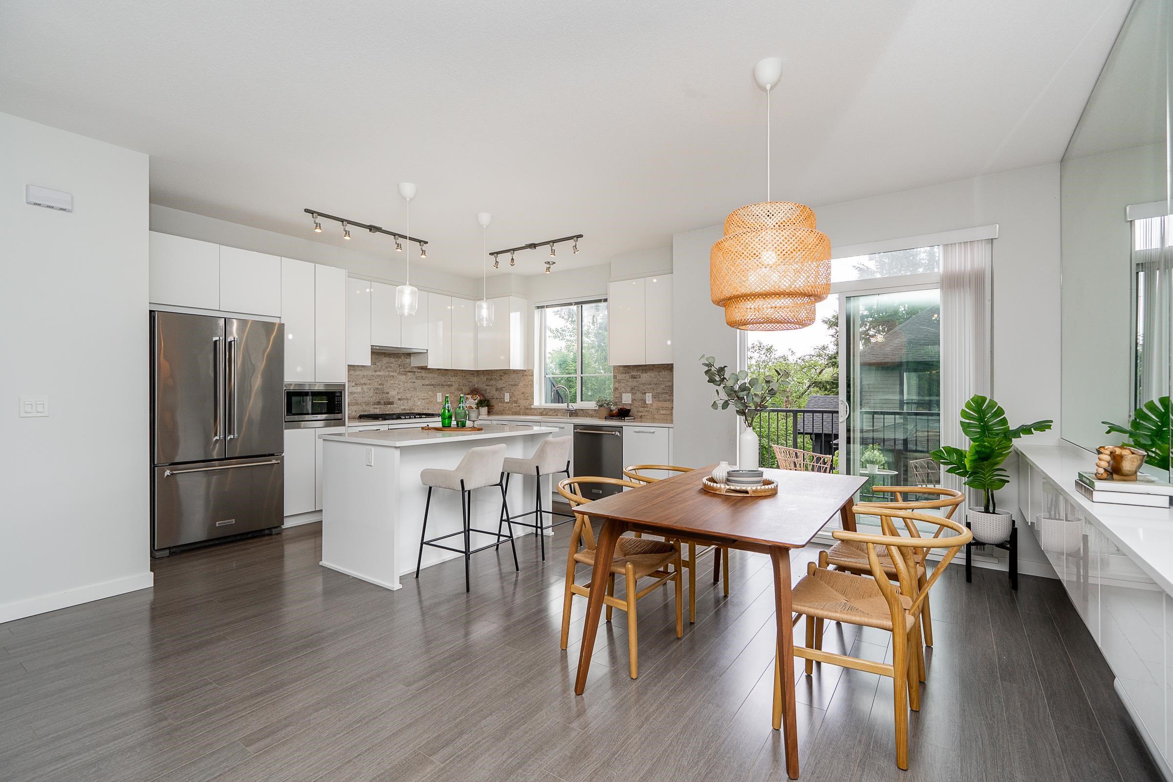 3500 Burke Village Promenade 140