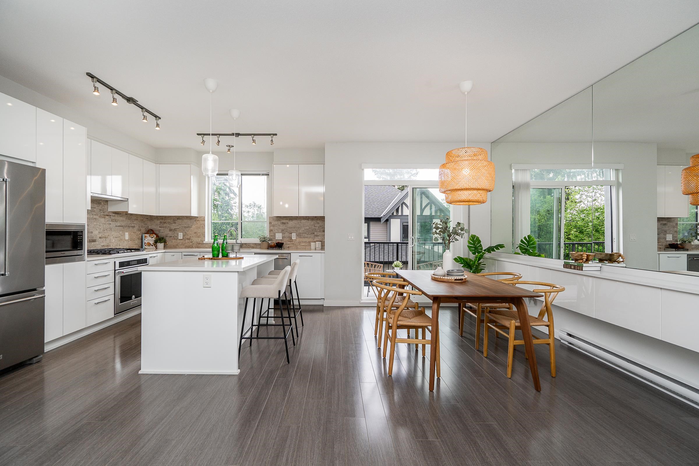 3500 Burke Village Promenade 140