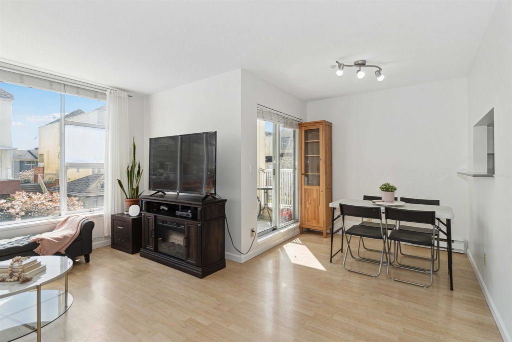 listing image 1106113110507442773
