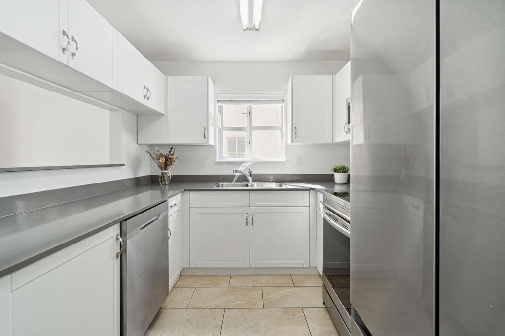 listing image 1107182754056813258