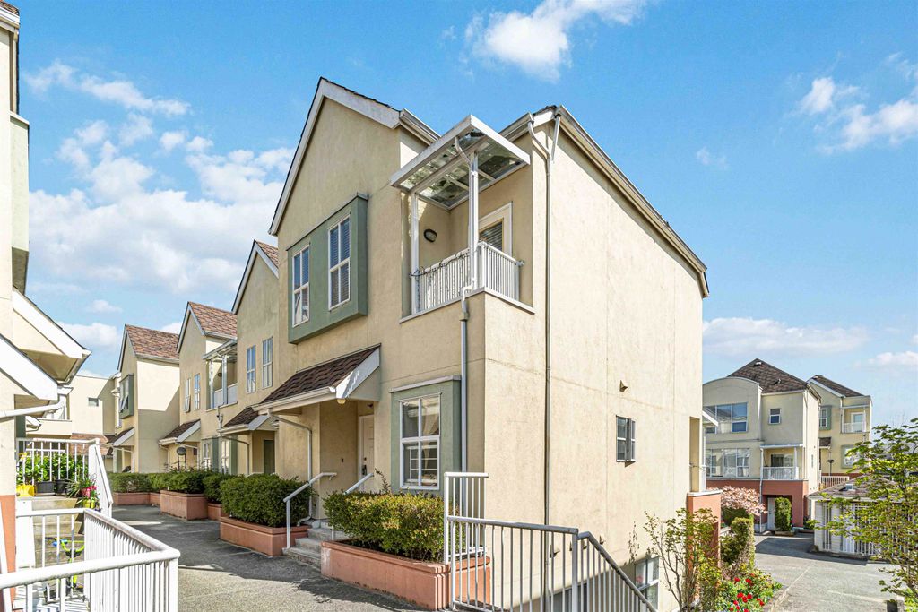 listing image 1102761891472924429