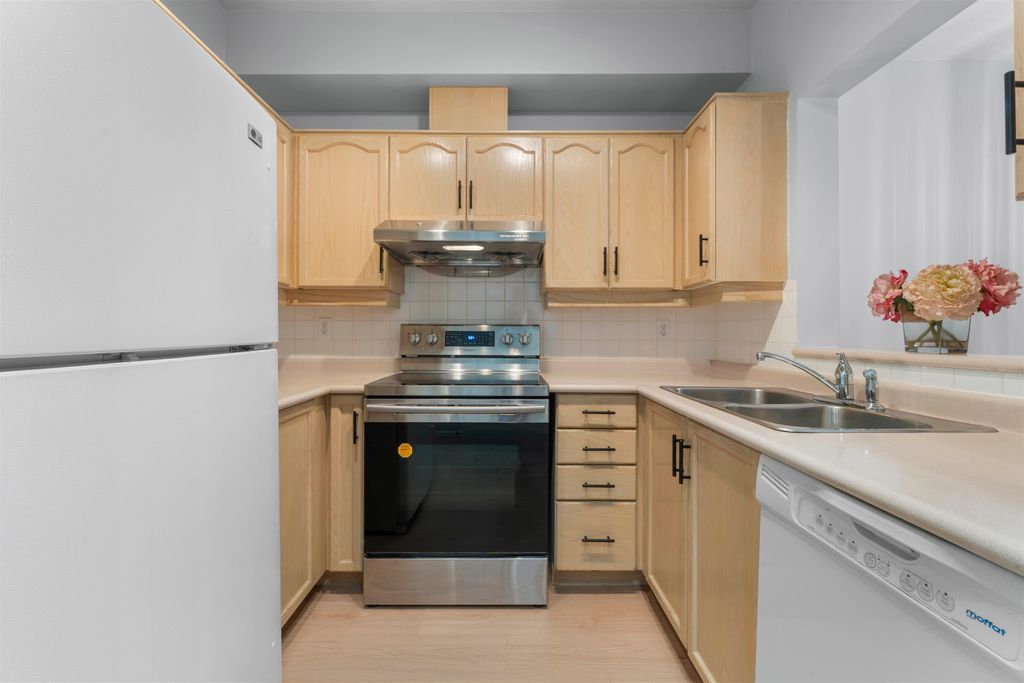 listing image 1105889518060903824