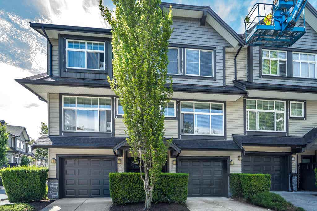 Photo of 13819 232 Street #91, Maple Ridge, BC V4R 0C7 (MLS # R3143150)