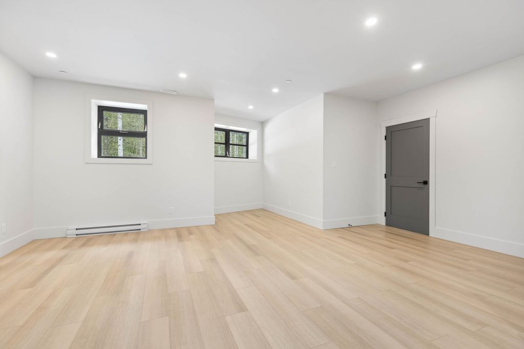 listing image 1100606952425084920