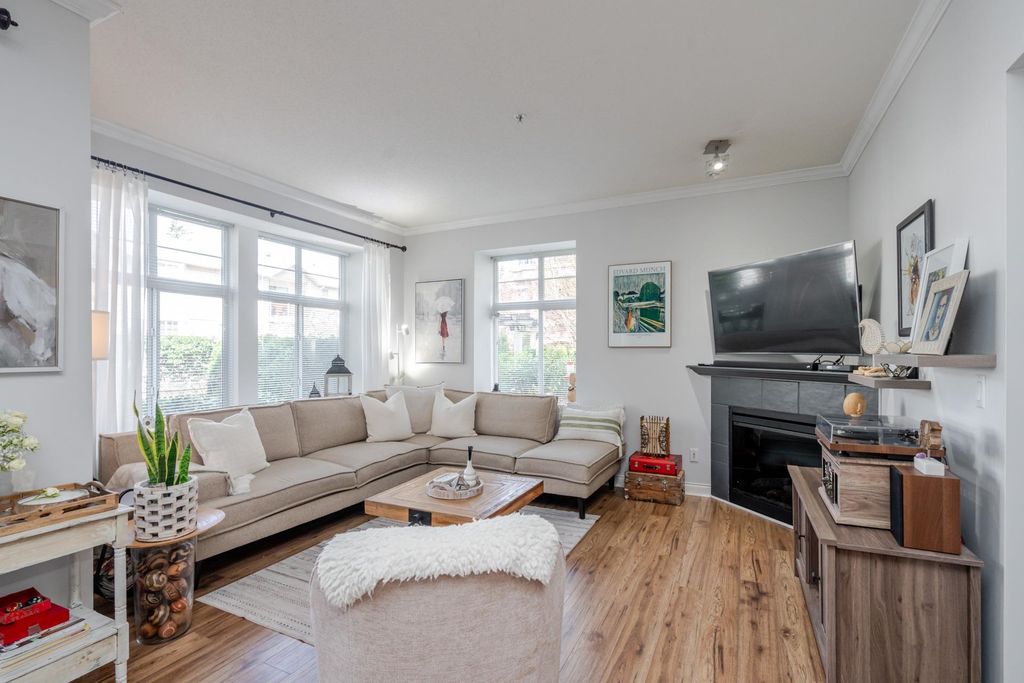 listing image 1107399221803849355