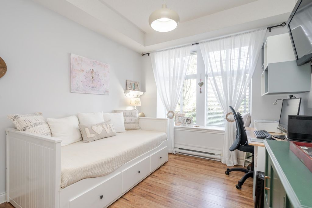 listing image 1106458646693721355