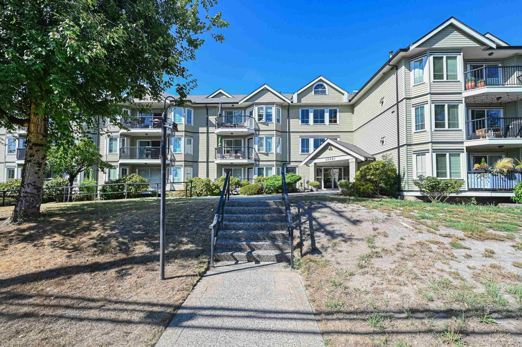 Photo of 20881 56 Avenue #103, Langley, BC V3A 3Z3 (MLS # R3156029)